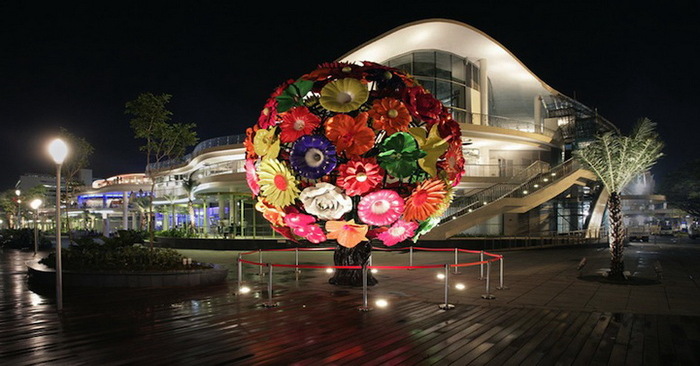  Tree with plastic flowers – a symbol of enduring beauty of nature