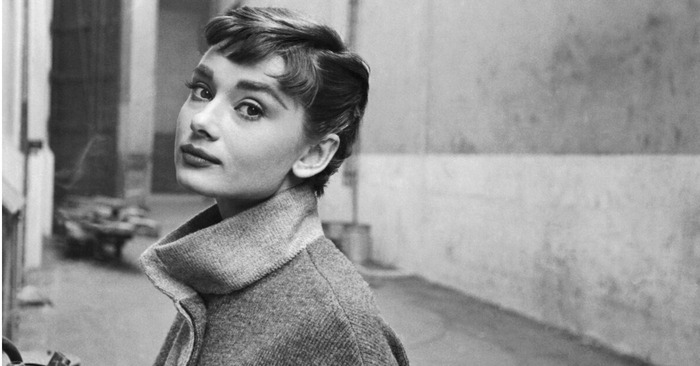  Does she look like a beautiful grandmother: this is what granddaughter Audrey Hepburn looks like