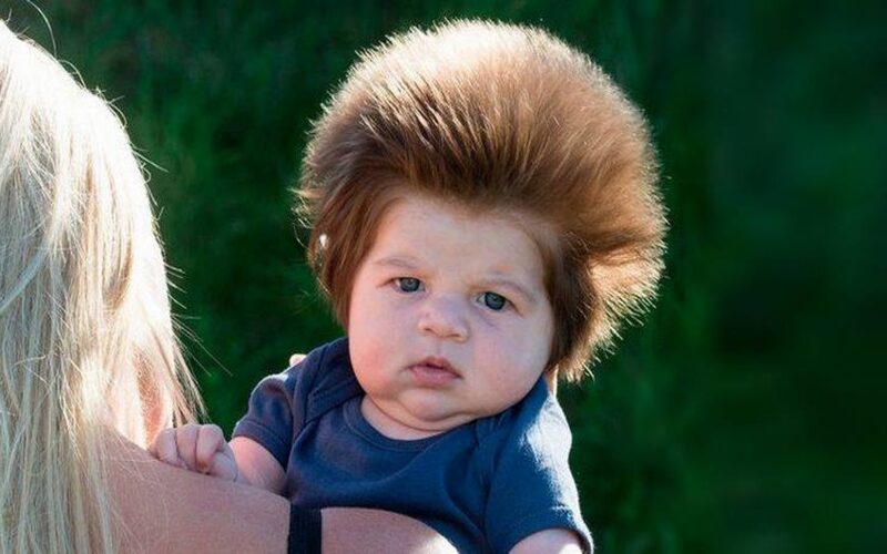  Unusual child! What does the boy who conquered the whole world with his unique hair look like today?