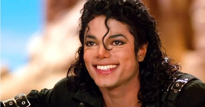  Like a copy of his famous brother: this is what Michael Jackson’s sister looks like now