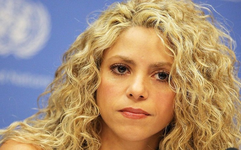  Shakira’s father is on the hospital. Singer have shared rare photos