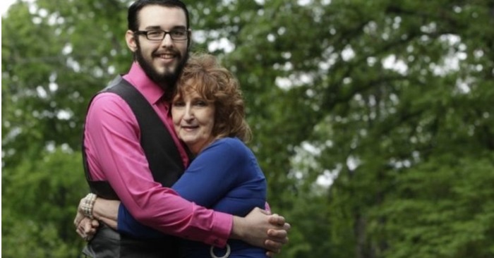  A 17-year-old boy confessed his love to a 71-year-old woman: an interesting love story of this amazing couple