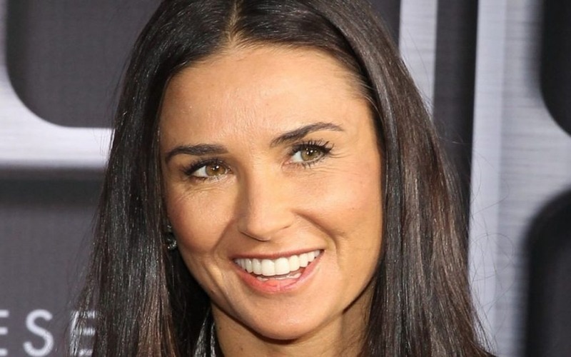  “She looks like a young girl” though she is 60. Look at Demi Moore’s new photoshoot