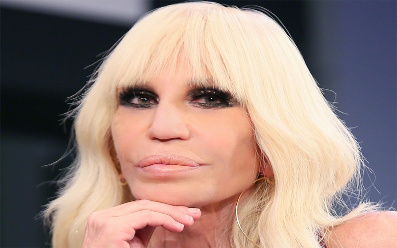  “Ruined herself just because of plastic surgery”. This is how were look like Donatella Versace before intervention