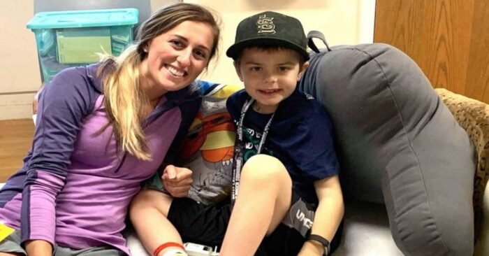  Touching story: what the nurse did to save the life of an 8-year-old stranger conquered everyone